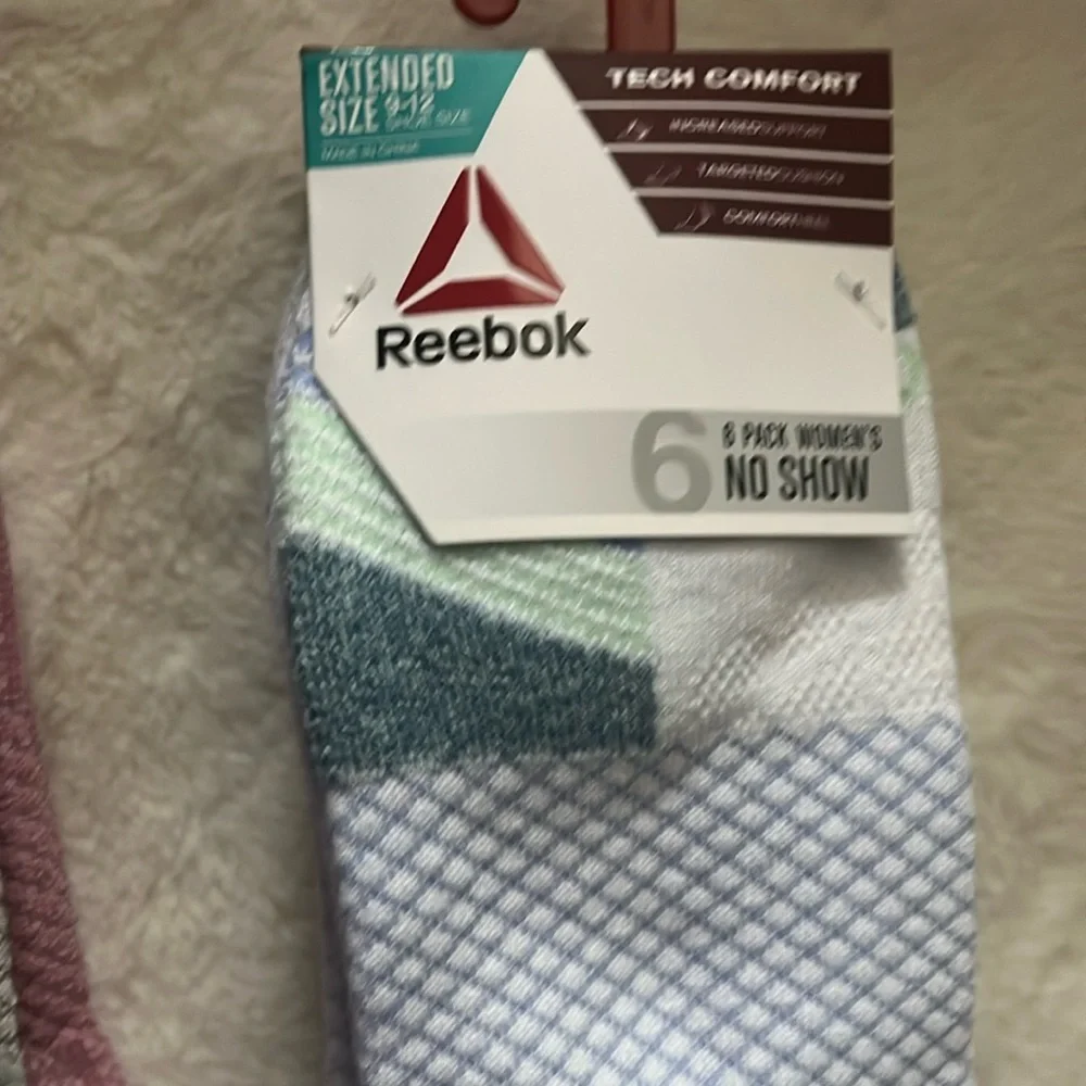 New Reebok Socks - Picture 2 of 4